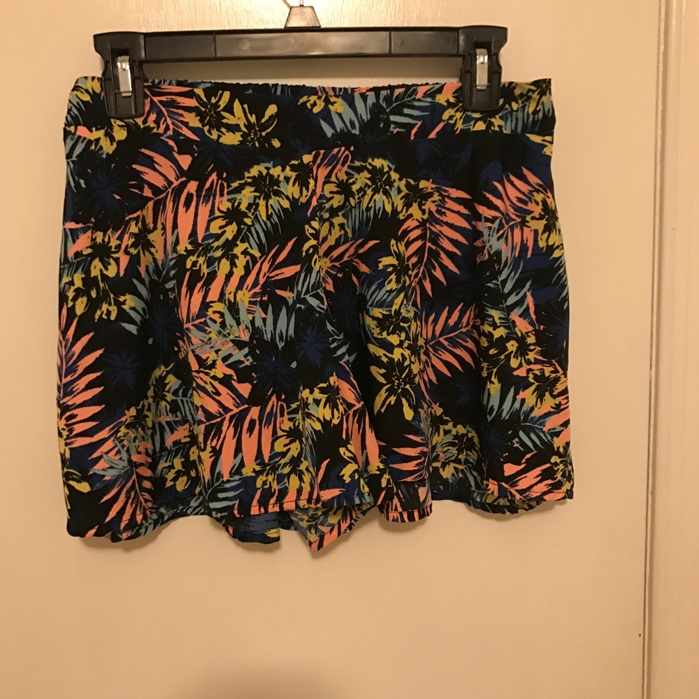 Floral printed shorts